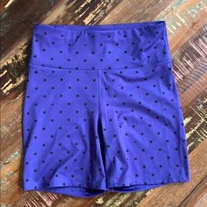 Fabletics Mila High wastes bike shorts. 6 inch